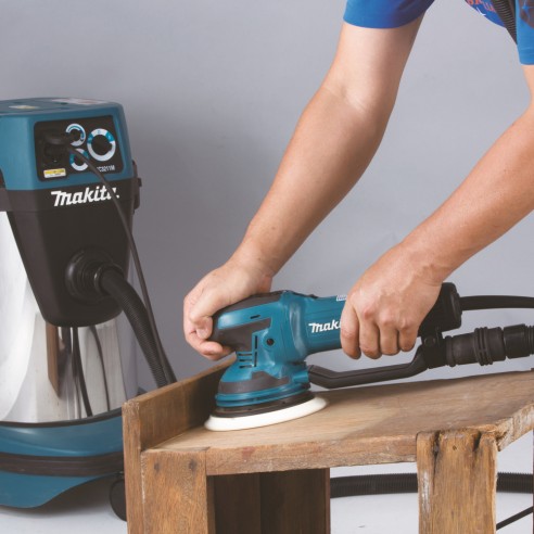 Lijadora rotorbital Makita BO6050J - 750 W, 150 mm, velocidad variable, maletín incluido