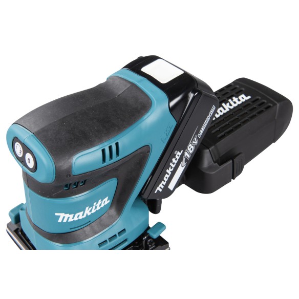 Lijadora orbital a batería Makita DBO481RTJ - 18V, recogida de polvo, freno eléctrico Lijadora orbital a batería Makita DBO481RTJ - 18V, recogida de polvo, freno eléctrico