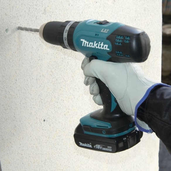 Taladro combinado Makita DHP453RFE 18V - 42 Nm - 2 velocidades mecánicas - Maletín incluido Taladro combinado Makita DHP453RFE 18V - 42 Nm - 2 velocidades mecánicas - Maletín incluido