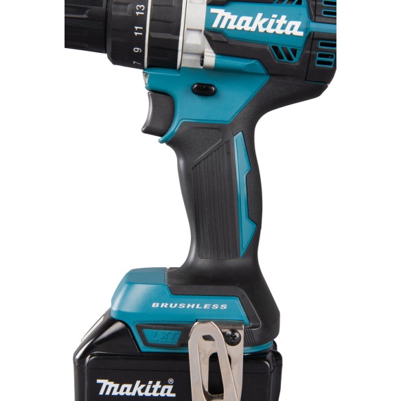 Taladro combinado Makita DHP484RTJ - 18V, 54 Nm, motor sin escobillas, 2 velocidades, luz LED Taladro combinado Makita DHP484RTJ - 18V, 54 Nm, motor sin escobillas, 2 velocidades, luz LED