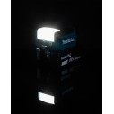 Linterna de trabajo a batería Makita DML817 - 14,4V/18V - 3 modos de iluminación, puerto USB