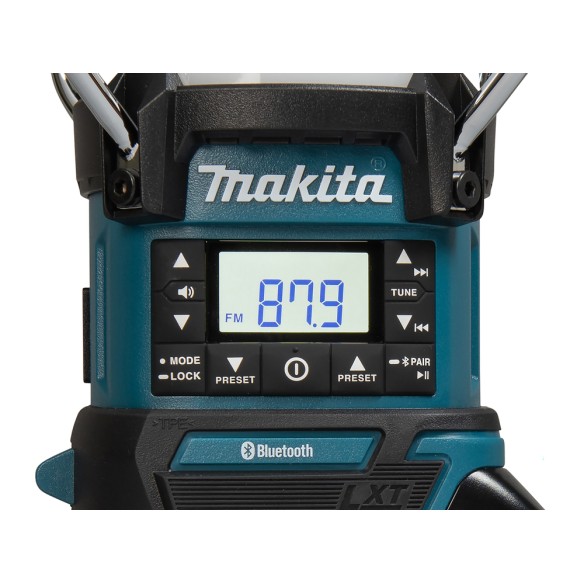 Lámpara de camping Makita DMR057 - Linterna multifunción 14,4V/18V, Bluetooth y radio FM Lámpara de camping Makita DMR057 - Linterna multifunción 14,4V/18V, Bluetooth y radio FM