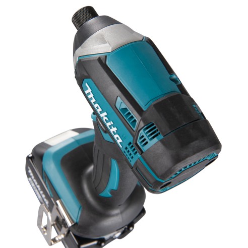 Atornillador de impacto Makita DTD152RTJ - 18V, 165 Nm, 2 baterías de 5,0Ah, luz LED, maletín Makpac