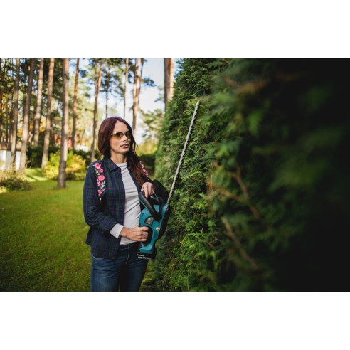 Cortasetos a batería Makita DUH523RF - 18V, 520 mm, freno eléctrico, cambio rápido de cuchillas