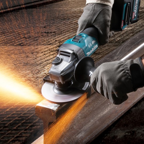 Miniamoladora Makita GA029GM201 - 125 mm - 40Vmax, motor sin escobillas, freno eléctrico
