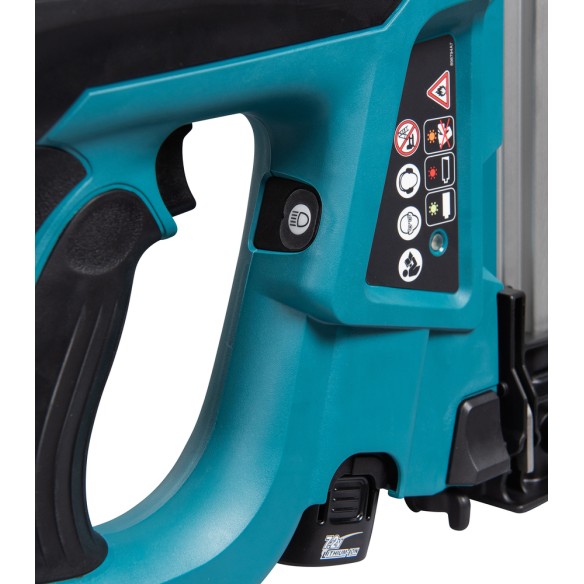 Clavadora de gas Makita GN420CLSE - 7,2V - 64 mm - Incluye 2 baterías y maletín Clavadora de gas Makita GN420CLSE - 7,2V - 64 mm - Incluye 2 baterías y maletín