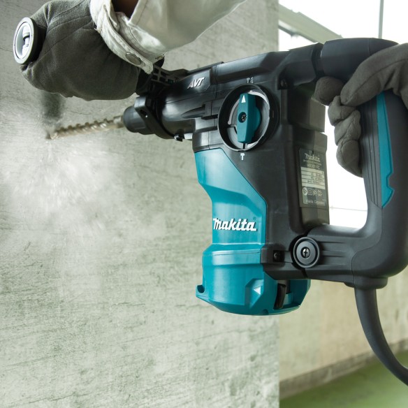 Martillo combinado Makita HR3011FCJ - 1050 W, SDS-PLUS, 30 mm, sistema antivibración Martillo combinado Makita HR3011FCJ - 1050 W, SDS-PLUS, 30 mm, sistema antivibración