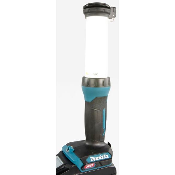 Linterna de trabajo Makita ML002G - LED 40Vmax, 340-710 lm, compacta y ligera