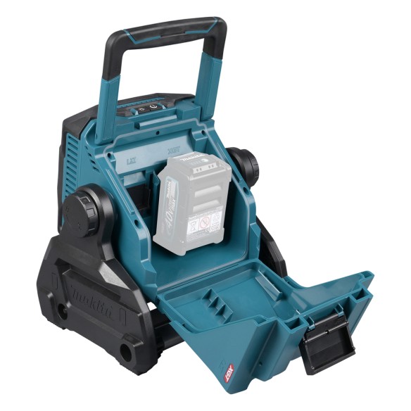 Foco de trabajo LED Makita ML005GX - 40Vmáx - 3600 lúmenes - IP65 resistente al agua Foco de trabajo LED Makita ML005GX - 40Vmáx - 3600 lúmenes - IP65 resistente al agua