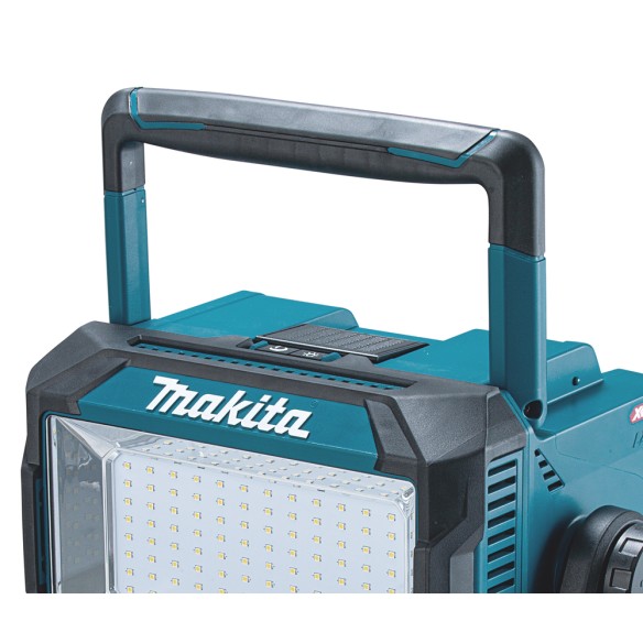 Foco de trabajo Makita ML009GX 18V/40V - 96 LEDs - IP65 - 10.000 lúmenes - Diseño compacto Foco de trabajo Makita ML009GX 18V/40V - 96 LEDs - IP65 - 10.000 lúmenes - Diseño compacto