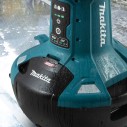 Linterna de área Makita ML010G - Batería 18V / 40Vmáx, 5.500 lúmenes, diseño autoadrizable