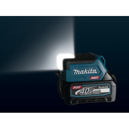 Linterna de mano a batería Makita ML011G - 40Vmax, 300 lm, 3 modos de iluminación, USB