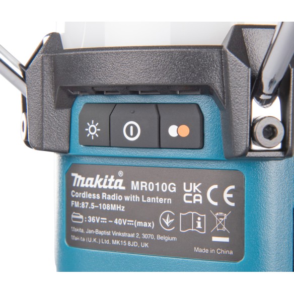 Lámpara de camping Makita MR010G - 40Vmax, 1000 lx, Bluetooth y radio FM, resistente al agua Lámpara de camping Makita MR010G - 40Vmax, 1000 lx, Bluetooth y radio FM, resistente al agua