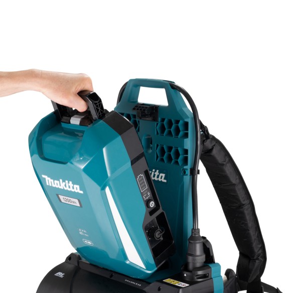 Soplador de mochila Makita UB002CZ - 36V (18V x2) - Velocidad variable, motor sin escobillas - Sin batería ni cargador Soplador de mochila Makita UB002CZ - 36V (18V x2) - Velocidad variable, motor sin escobillas - Sin batería ni cargador