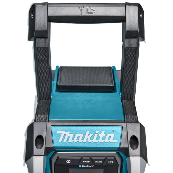 Radio de trabajo portátil Makita MR007GZ - Bluetooth, IP65, alimentación CA y batería - Sin batería ni cargador