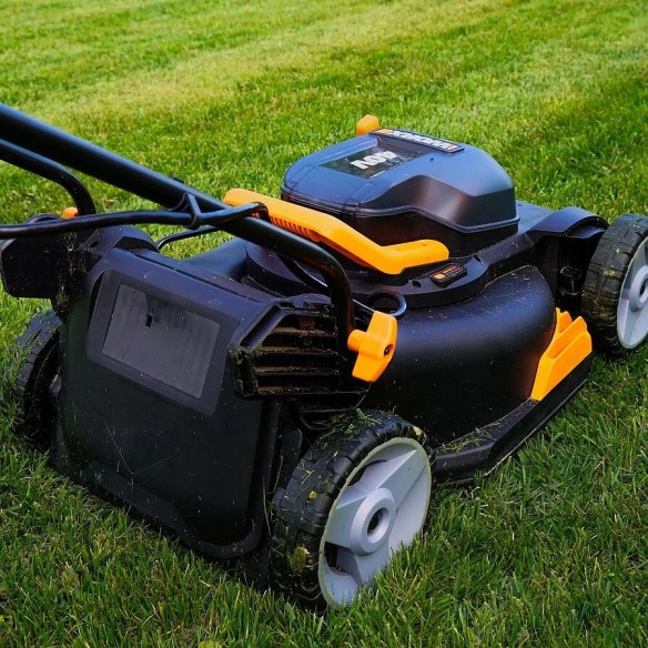 Cortacésped 40V Máx. (2x20V) Worx | PowerShare | WG743E | Incluye 2 baterías 4Ah y cargador doble | 40 cm  | Ajuste de altura |  Cortacésped 40V Máx. (2x20V) Worx | PowerShare | WG743E | Incluye 2 baterías 4Ah y cargador doble | 40 cm  | Ajuste de altura |