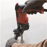 Martillo ligero Makita M8701B 800 W - 3 modos, Doble aislamiento, SDS-PLUS 2