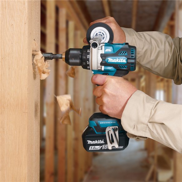 Taladro Atornillador Makita DDF492RTJ | 18V Brushless 130 Nm + 2x 5,0Ah + DC18RC + Makpac 2