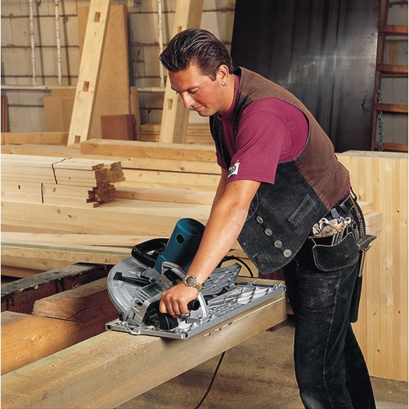 Scie circulaire Makita 5143R - 355 mm - 2.200 W - Profondeur de coupe 130 mm, démarrage progressif