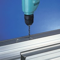 Perceuse électrique Makita 6408 - 530 W, vitesse variable 0-2500 tr/min, mandrin 1,5-13 mm 2