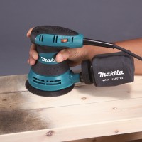 Ponceuse orbitale Makita BO5031 - 300 W, diamètre 125 mm, vitesse variable, collecte de poussière 2