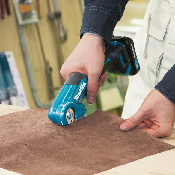 Multiherramienta CXT® Makita CP100DSA - 12V, capacité de coupe 6 mm, fonction auto-affûtage