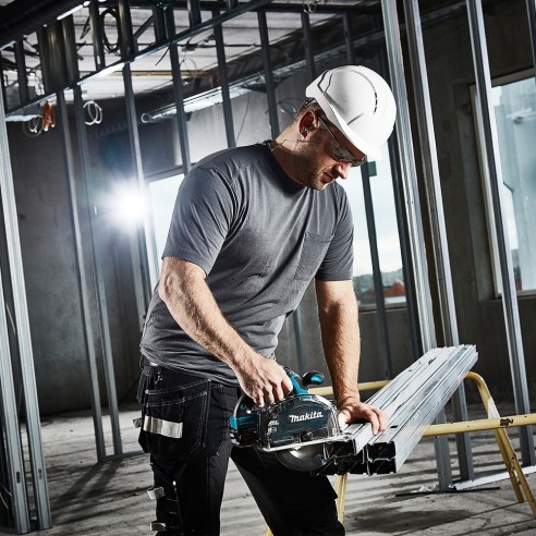 Coupeur de métal Makita DCS553RTJ - 18V, moteur sans balais, 150 mm, coupe rapide et sans étincelles