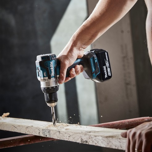 Perceuse visseuse à batterie Makita DDF489RTJ - 18V, 73 Nm, moteur sans balais, XPT