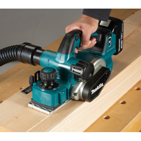 Rabot électrique Makita DKP181RTJ - 18V, 82 mm, moteur BL sans balais, système AWS