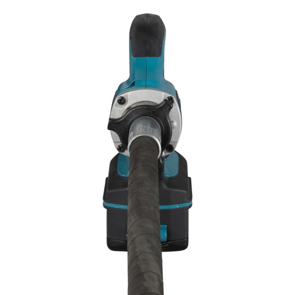 Vibrateur à béton Makita DVR450RME - 18V, axe 1.200 mm, 13.000 tr/min, batterie Li-ion