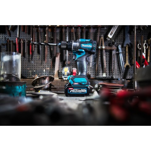 Perceuse combinée Makita HP001GM201 - 40Vmax - 140 Nm - Moteur BL sans balais - Lumière LED intégrée
