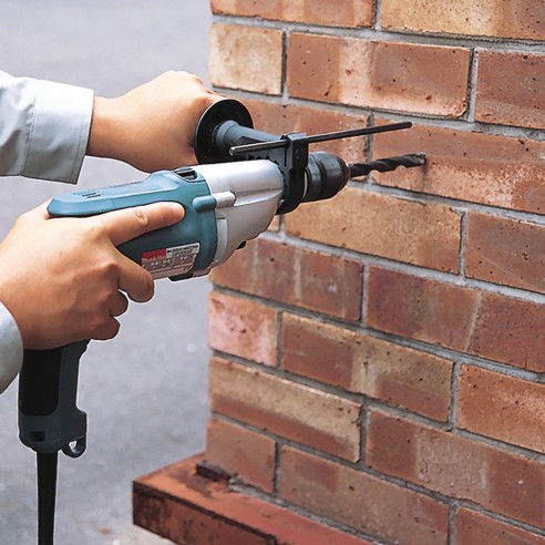 Perceuse à percussion Makita HP2051 - 720 W, 2 vitesses, 20 mm, boîtier métallique