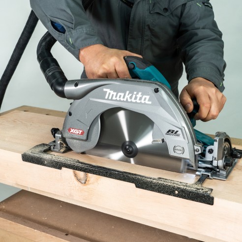 Scie circulaire Makita HS011GT201 40V - Sans fil, moteur sans balais, 3500 tr/min, 260-270 mm