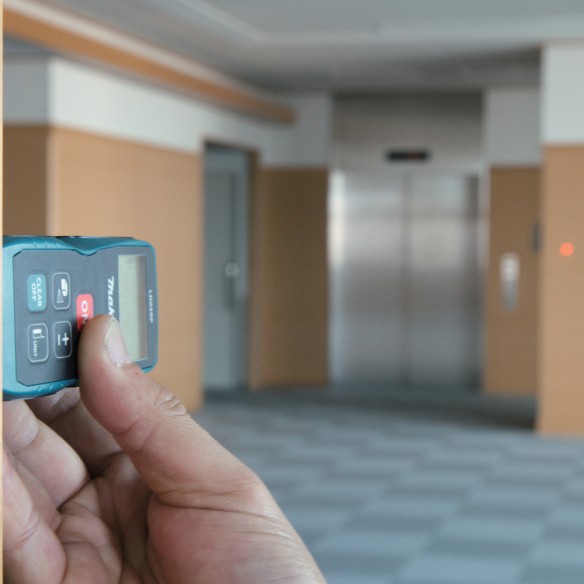 Mesureur laser Makita LD050P - Précision jusqu'à 50 m - Design compact et résistant à l'eau IP54