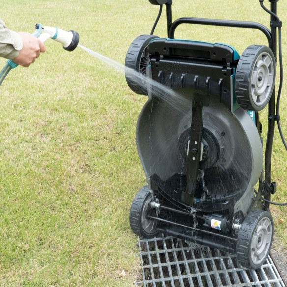 Tondeuse à gazon Makita LM004JB101 64Vmax - Moteur BL sans balais, traction et 534mm de coupe