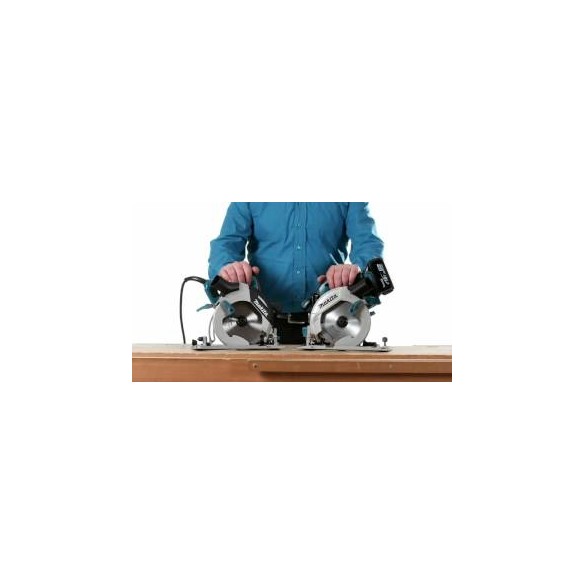 Scie circulaire 165mm sans-fil Makita DHS680Z - 18V, moteur sans balais - Sans batterie ni chargeur ni Coffret