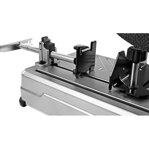 Tronçonneuse pour métal Makita DLW140Z - 36V (18V x2) - Coupe précise et sécurisée - moteur sans balais - Sans batterie ni charg