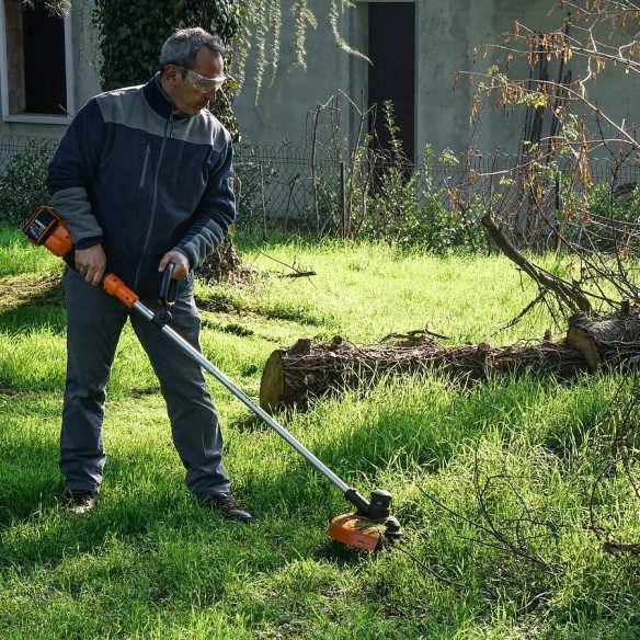 Coupe-bordures 40V (2x20V) Worx | PowerShare | WG183E.9 | Ne comprend pas de batterie ni de chargeur | Poignée réglable | Tête à