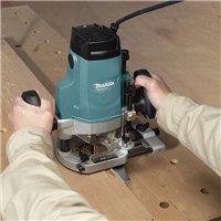 Défonceuse surfaceuse Makita M3602B - 1650 W, démarrage en douceur, collecte de poussière, ergonomie avancée 2