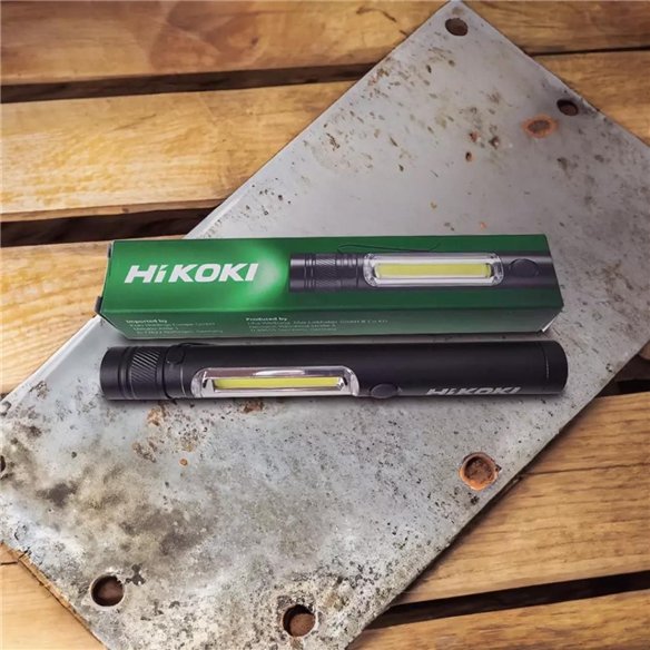 Linterna Hikoki con pilas